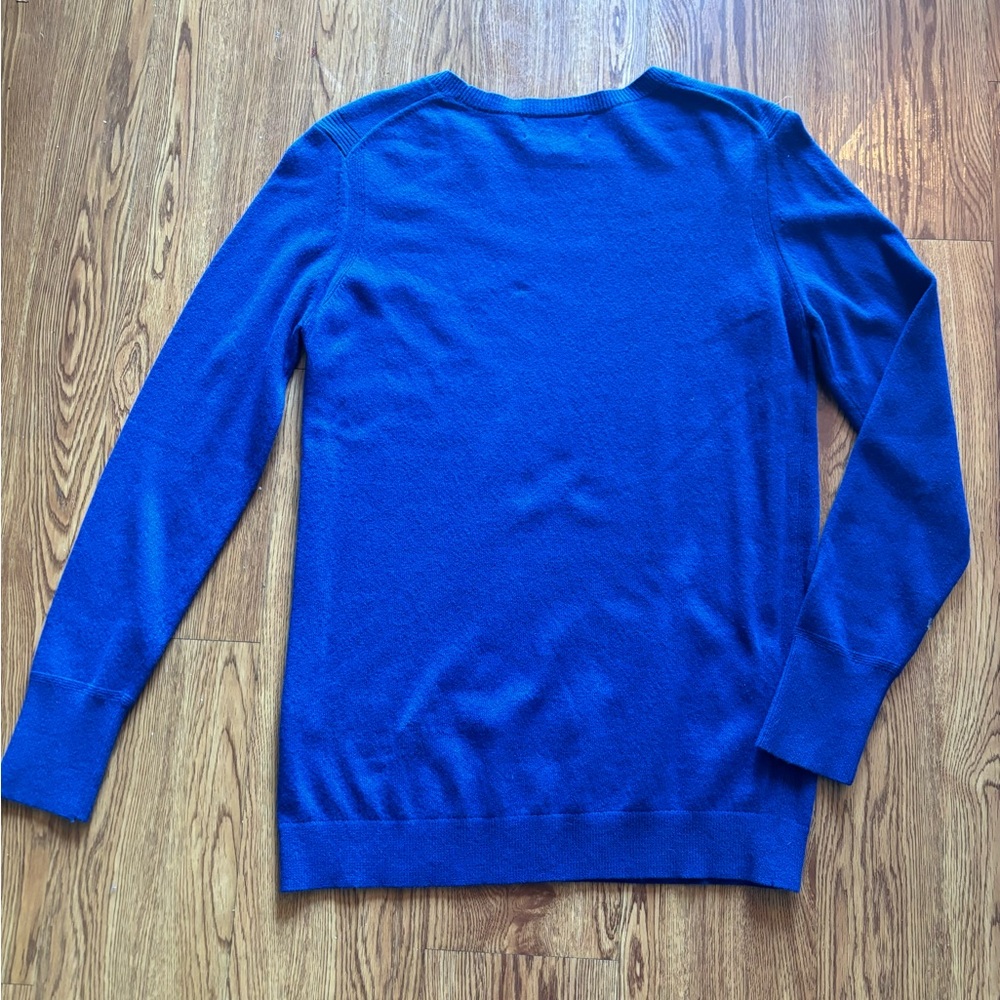 Banana Republic fine Italian  sweater